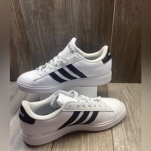 Adidas Grand Court 2.0 Classic White Black US Men’s Size 10.0 Cloudfoam Comfort